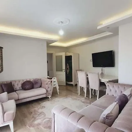 Mac Street Apartment